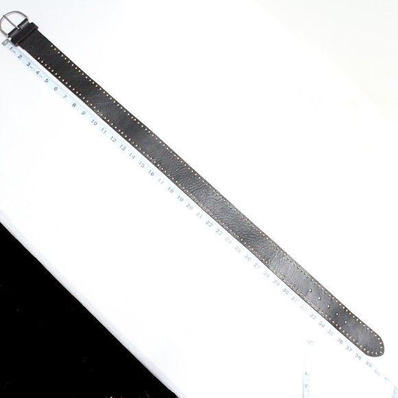 Small Black Genuine Leather Coldwater Creek Belt - Picture 11 of 15